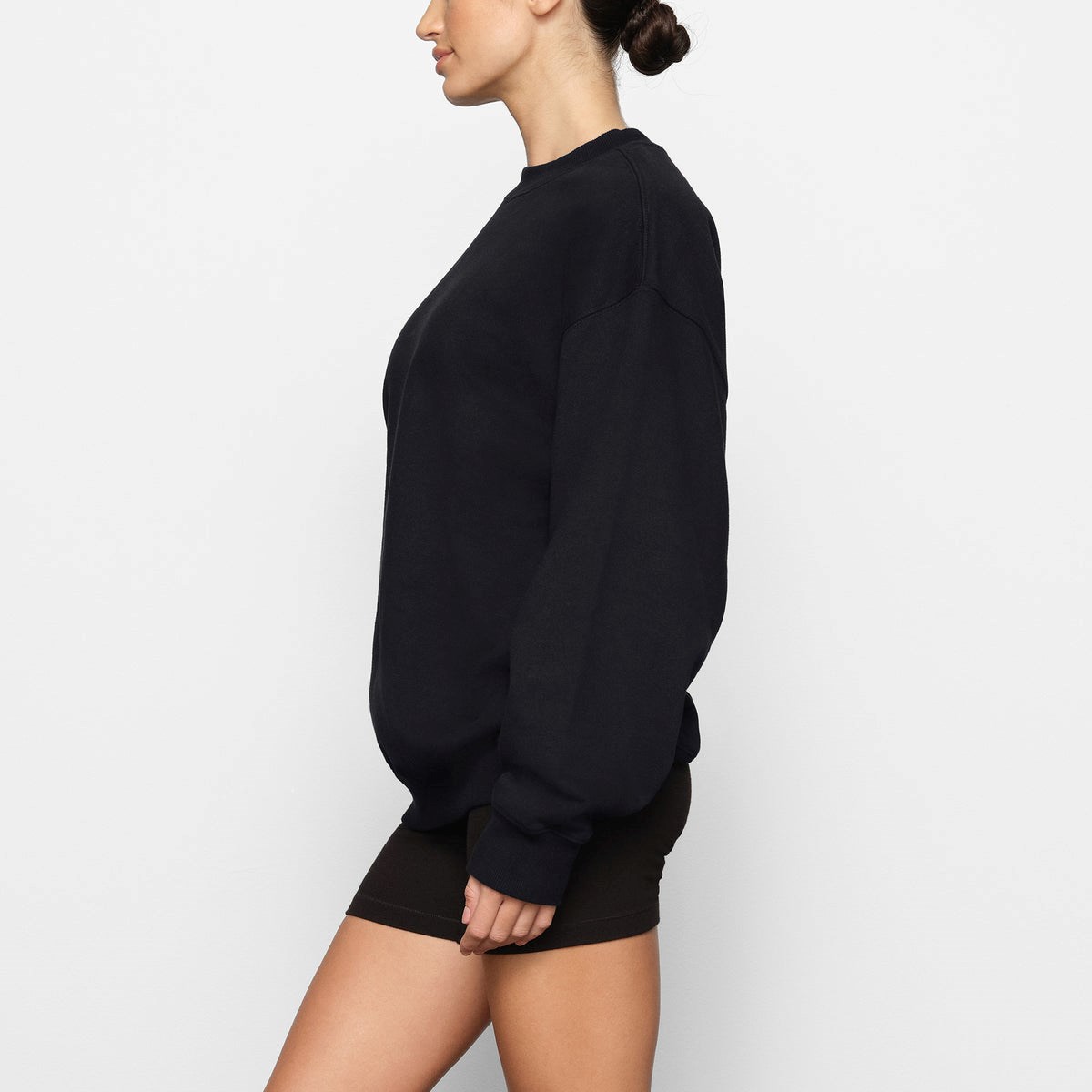 SKIMS Boyfriend Fleece Crew Neck Pullover Onyx | DZ7183596