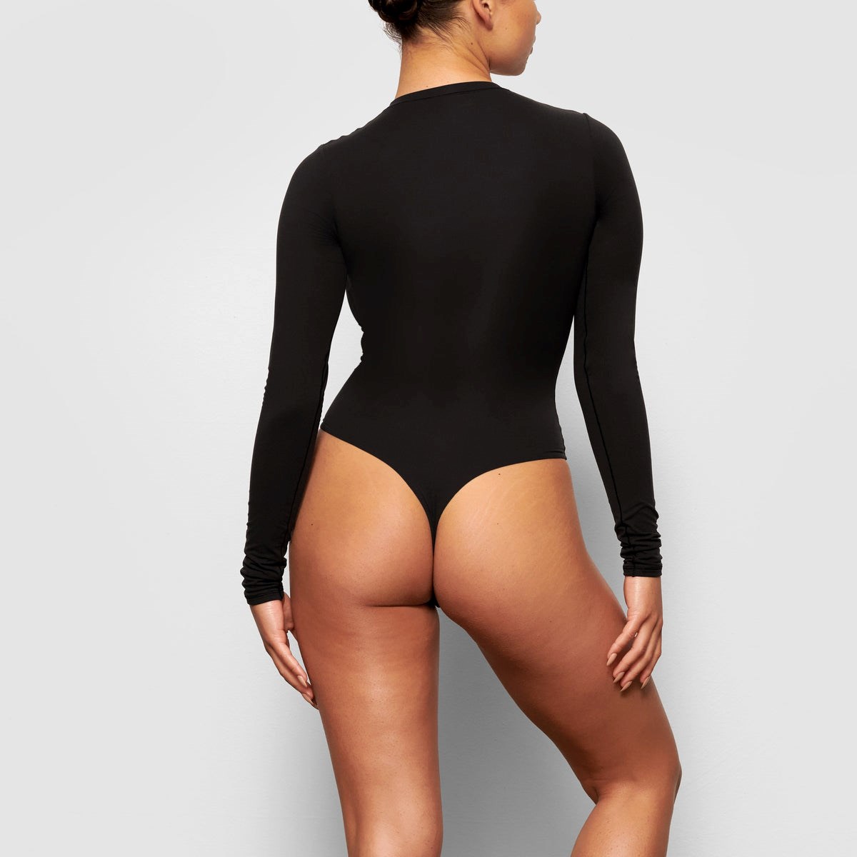 SKIMS Fits Everybody Long Sleeve Crew Neck Bodysuit Onyx | XN7068942