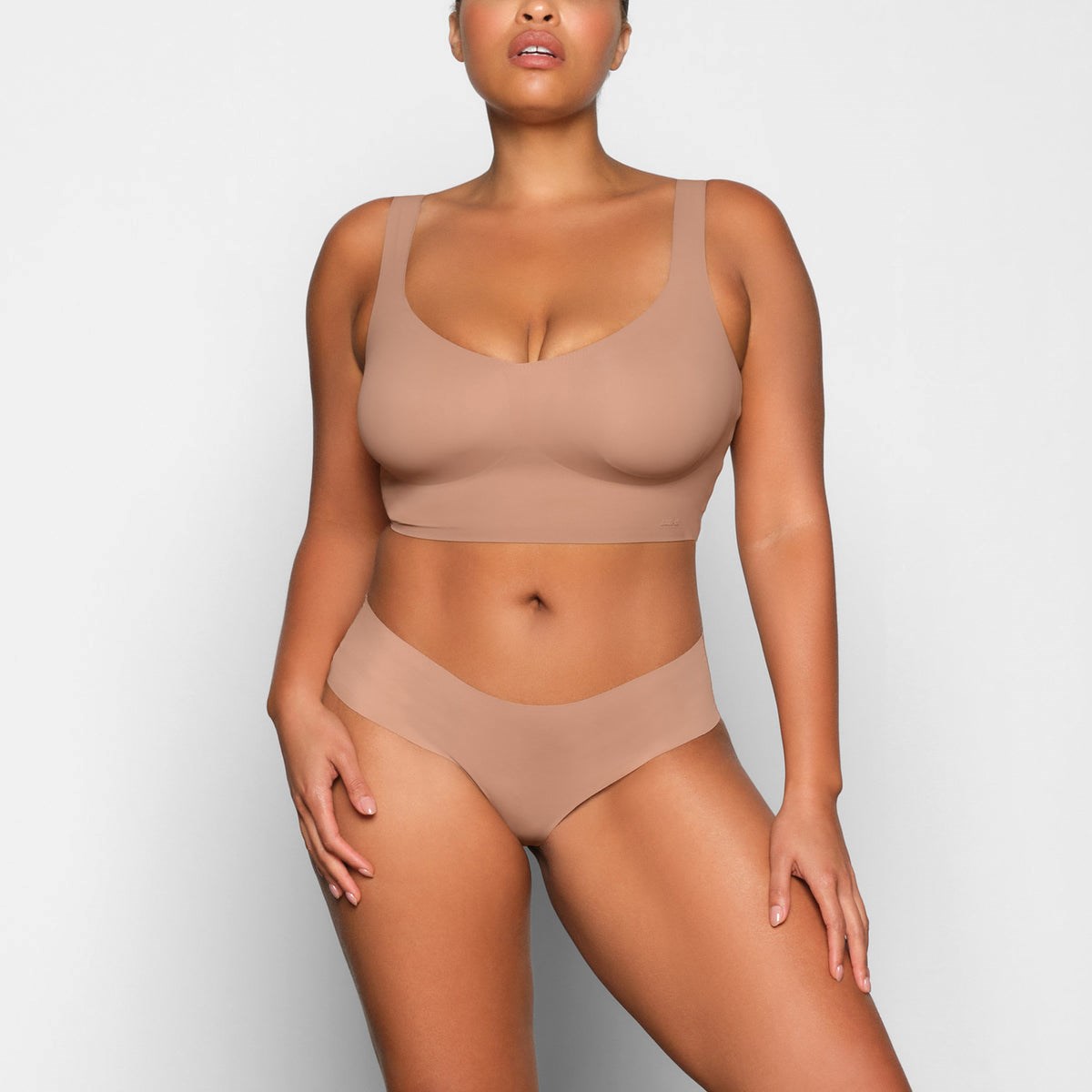 SKIMS Naked Plunge Longline Bra Sienna | UX9807631