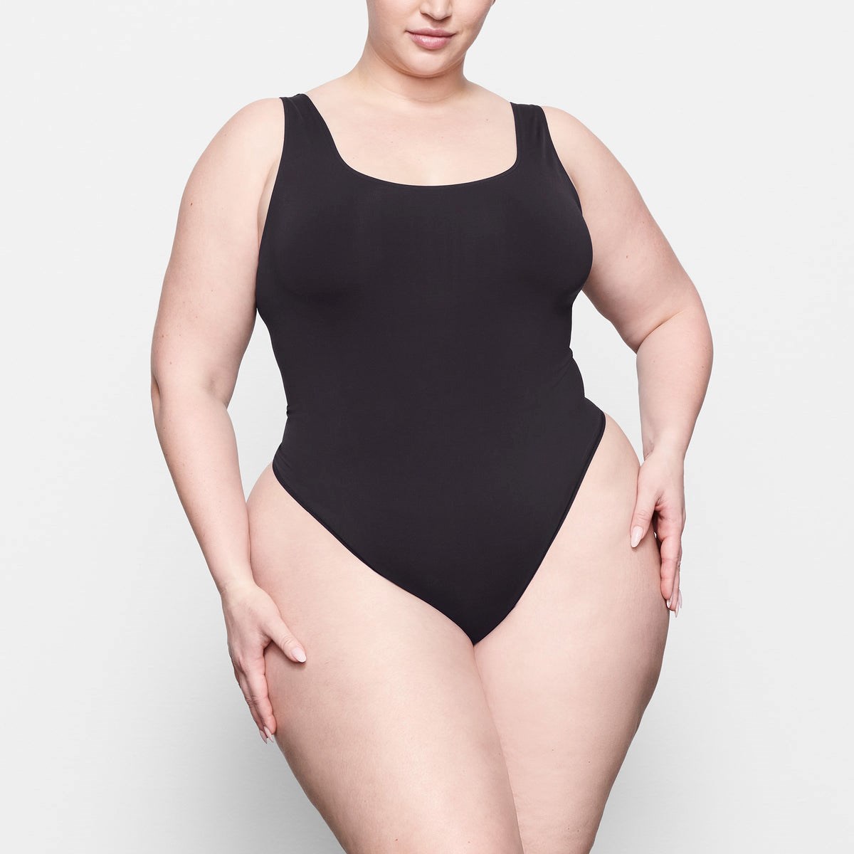 SKIMS Soft Smoothing String Bodysuit Onyx | BQ0135297