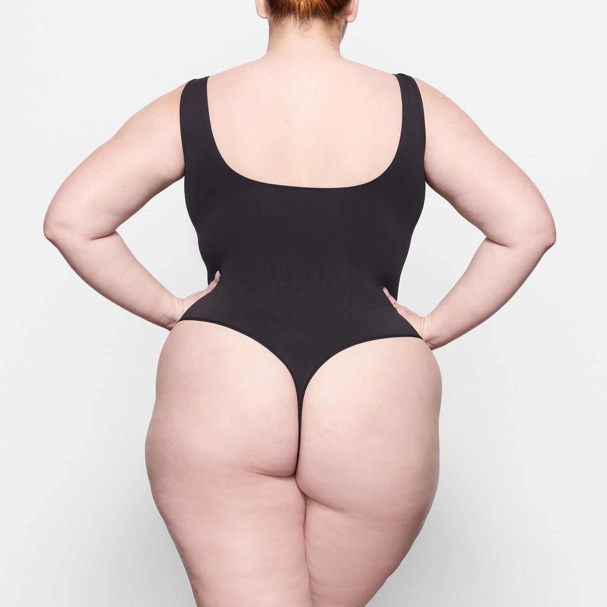 SKIMS Soft Smoothing String Bodysuit Onyx | BQ0135297